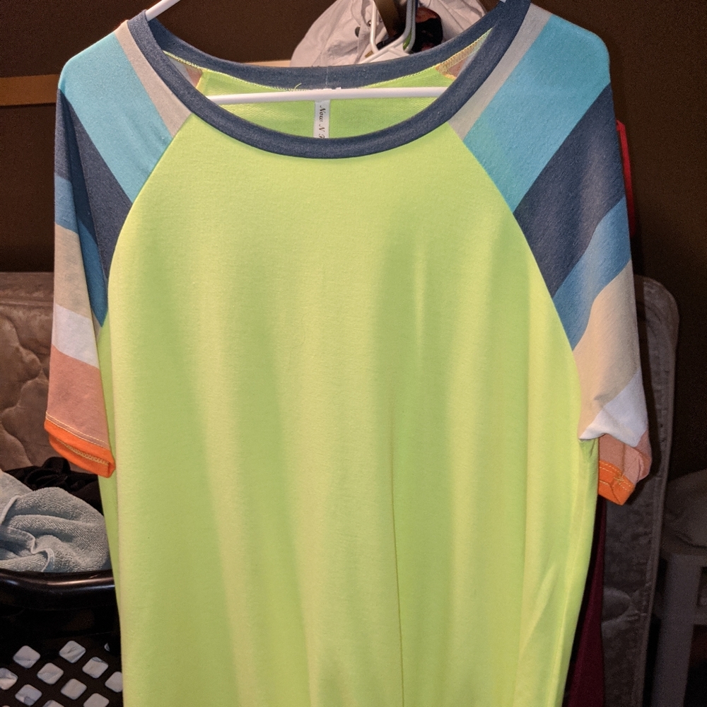 Knotted women's top